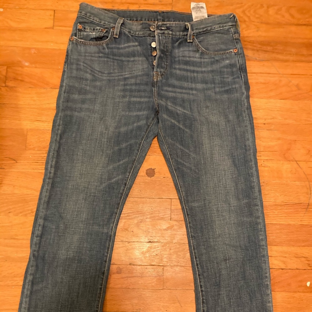 Levi 501 29 x 32 vintage jeans